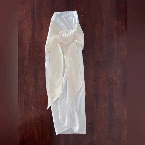 The Beaufort Bonnet Company White Swaddle with Cream Bow - Picture 3 of 4